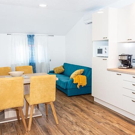 App Roko 3 Apartment Пореч Екстериор снимка