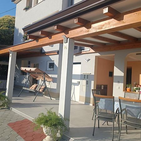 App Roko 3 Apartment Пореч Екстериор снимка