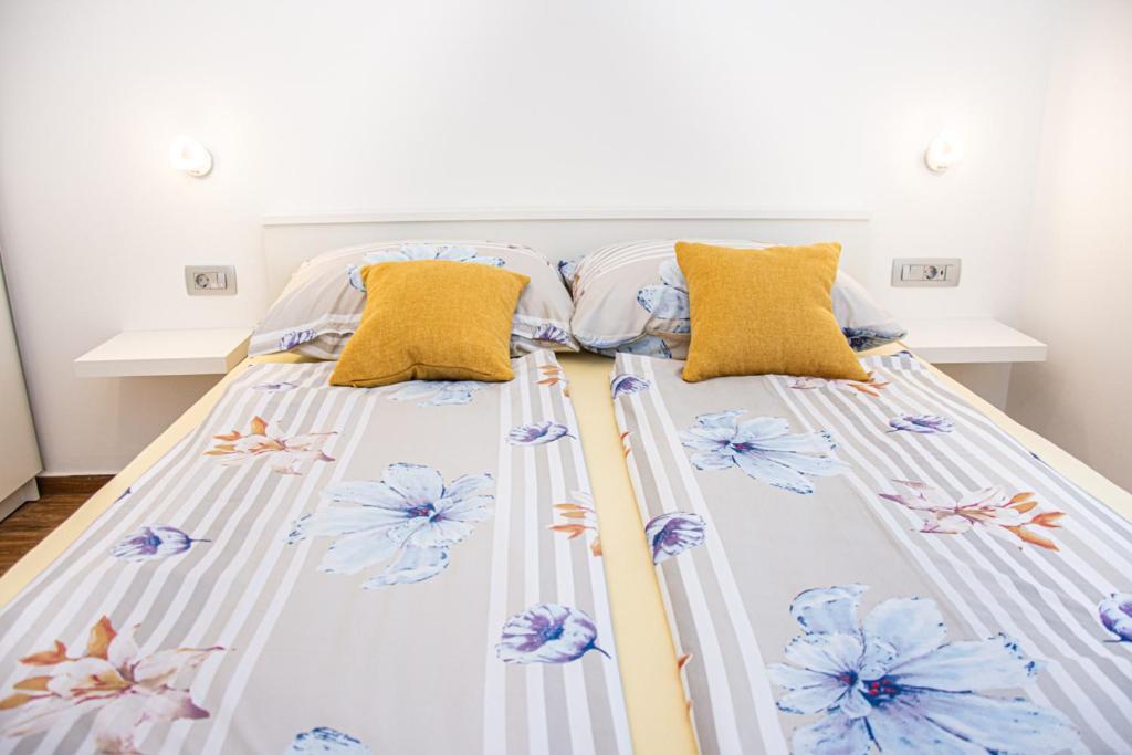 App Roko 3 Apartment Пореч Екстериор снимка