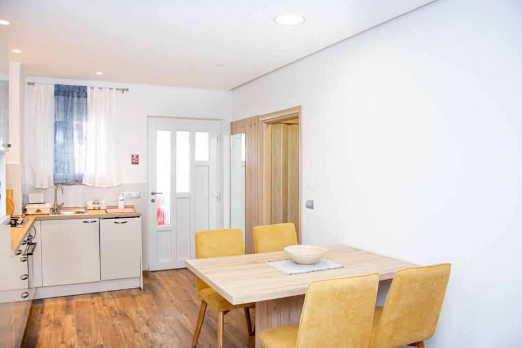 App Roko 3 Apartment Пореч Екстериор снимка