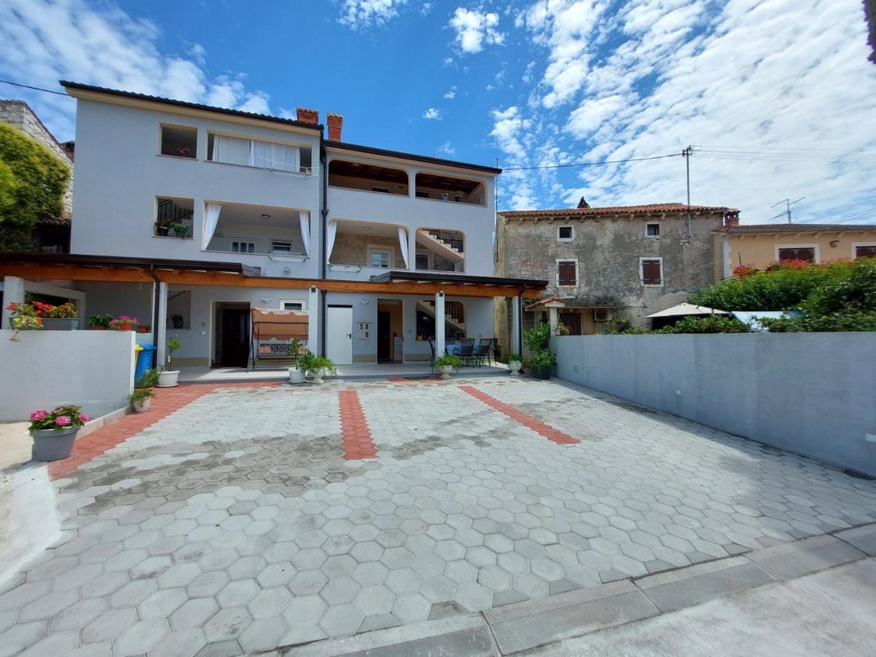 App Roko 3 Apartment Пореч Екстериор снимка